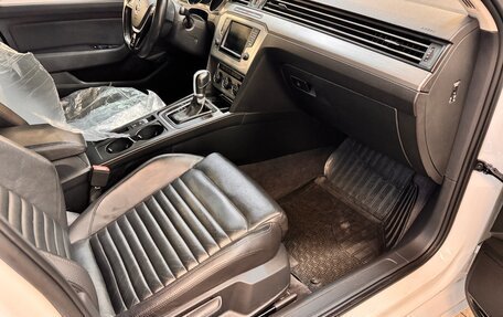 Volkswagen Passat B8 рестайлинг, 2016 год, 1 530 000 рублей, 11 фотография