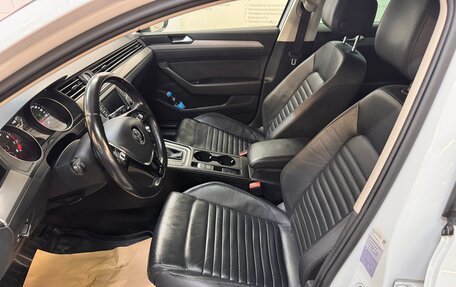 Volkswagen Passat B8 рестайлинг, 2016 год, 1 530 000 рублей, 18 фотография