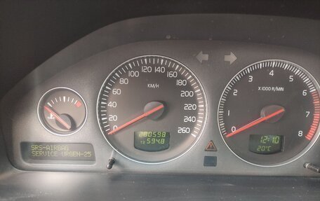 Volvo XC90 II рестайлинг, 2010 год, 950 000 рублей, 9 фотография