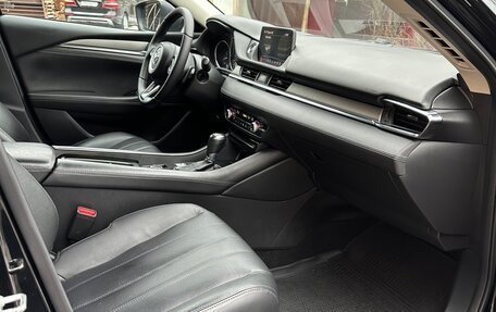 Mazda 6, 2019 год, 2 190 000 рублей, 19 фотография
