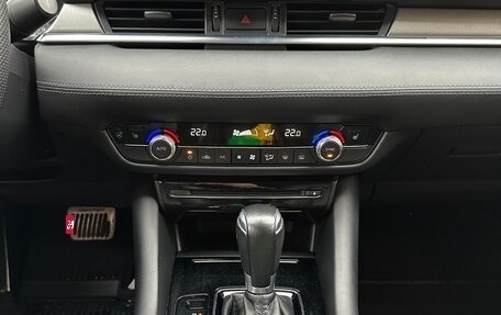 Mazda 6, 2019 год, 2 190 000 рублей, 18 фотография