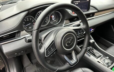 Mazda 6, 2019 год, 2 190 000 рублей, 24 фотография