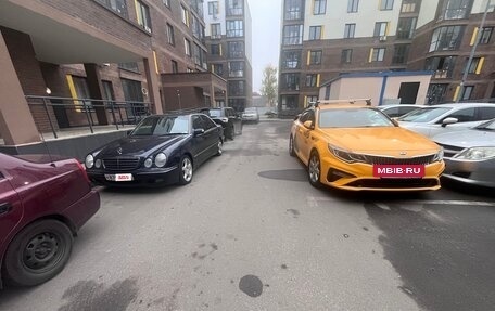 Mercedes-Benz E-Класс, 2001 год, 599 999 рублей, 2 фотография