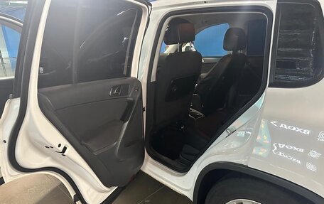 Volkswagen Tiguan I, 2011 год, 1 150 000 рублей, 13 фотография