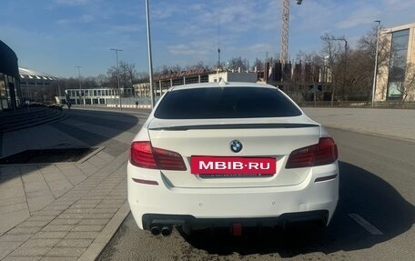 BMW 5 серия, 2012 год, 2 100 000 рублей, 13 фотография