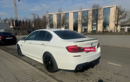 BMW 5 серия, 2012 год, 2 100 000 рублей, 15 фотография