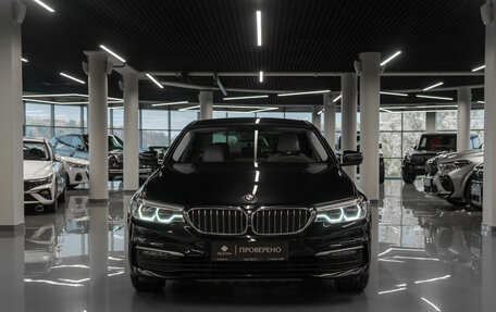BMW 5 серия, 2018 год, 3 640 000 рублей, 3 фотография
