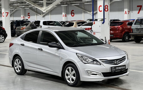 Hyundai Solaris II рестайлинг, 2015 год, 1 029 000 рублей, 7 фотография