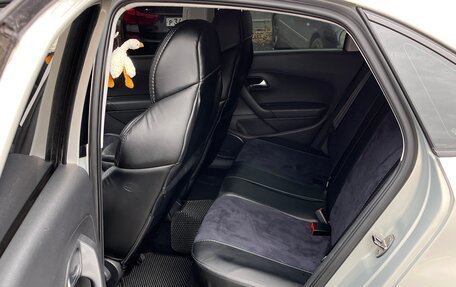 Volkswagen Polo VI (EU Market), 2011 год, 850 000 рублей, 6 фотография