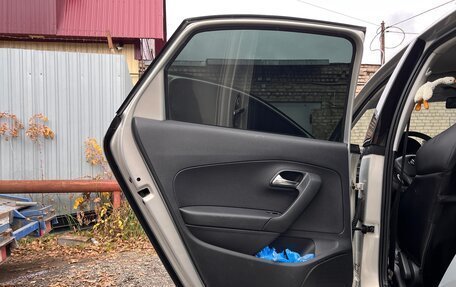 Volkswagen Polo VI (EU Market), 2011 год, 850 000 рублей, 8 фотография