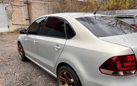 Volkswagen Polo VI (EU Market), 2011 год, 850 000 рублей, 18 фотография