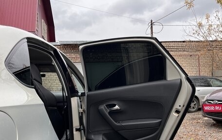 Volkswagen Polo VI (EU Market), 2011 год, 850 000 рублей, 22 фотография