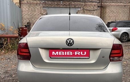 Volkswagen Polo VI (EU Market), 2011 год, 850 000 рублей, 25 фотография