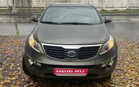 KIA Sportage III, 2011 год, 1 050 000 рублей, 2 фотография