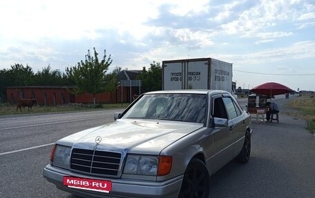 Mercedes-Benz E-Класс, 1992 год, 450 000 рублей, 6 фотография