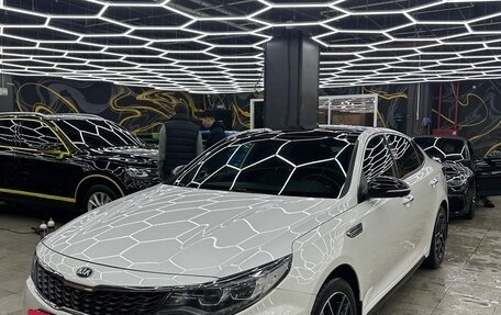 KIA Optima IV, 2018 год, 2 500 000 рублей, 5 фотография