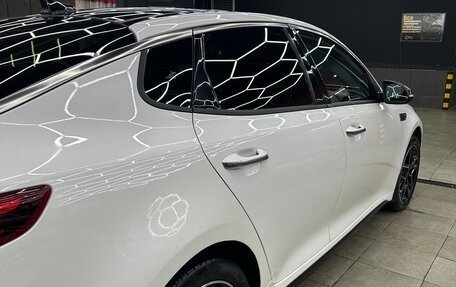 KIA Optima IV, 2018 год, 2 500 000 рублей, 8 фотография