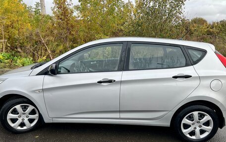 Hyundai Solaris II рестайлинг, 2013 год, 2 фотография