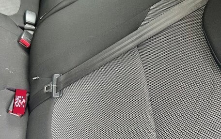 Hyundai Solaris II рестайлинг, 2013 год, 10 фотография