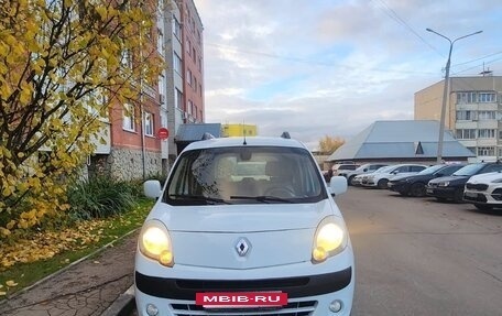 Renault Kangoo II рестайлинг, 2012 год, 800 000 рублей, 5 фотография