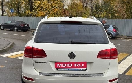 Volkswagen Touareg III, 2010 год, 1 299 999 рублей, 6 фотография