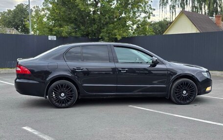 Skoda Superb III рестайлинг, 2011 год, 850 000 рублей, 4 фотография