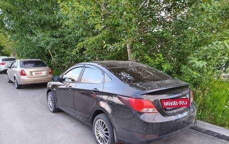 Hyundai Solaris II рестайлинг, 2016 год, 890 000 рублей, 3 фотография