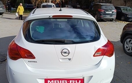 Opel Astra J, 2012 год, 720 000 рублей, 4 фотография
