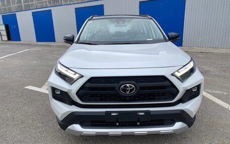 Toyota RAV4, 2025 год, 4 150 000 рублей, 2 фотография