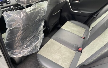 Toyota RAV4, 2025 год, 4 150 000 рублей, 12 фотография