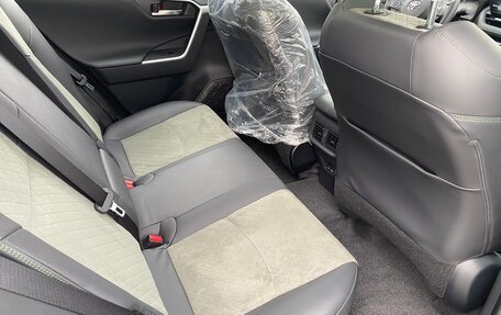 Toyota RAV4, 2025 год, 4 150 000 рублей, 11 фотография