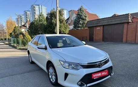 Toyota Camry, 2016 год, 1 600 000 рублей, 6 фотография