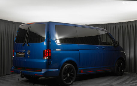 Volkswagen Caravelle T6 рестайлинг, 2020 год, 5 800 000 рублей, 5 фотография