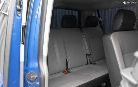 Volkswagen Caravelle T6 рестайлинг, 2020 год, 5 800 000 рублей, 15 фотография