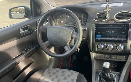 Ford Focus II рестайлинг, 2006 год, 425 000 рублей, 16 фотография