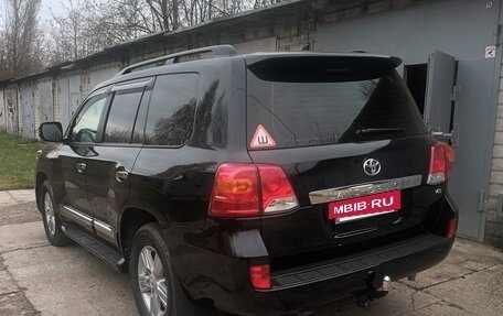 Toyota Land Cruiser 200, 2013 год, 4 550 000 рублей, 3 фотография