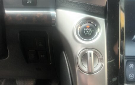 Toyota Land Cruiser 200, 2013 год, 4 550 000 рублей, 11 фотография