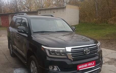 Toyota Land Cruiser 200, 2013 год, 4 550 000 рублей, 6 фотография