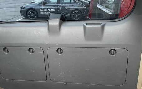 Toyota Land Cruiser Prado 150 рестайлинг 2, 2010 год, 2 390 000 рублей, 9 фотография