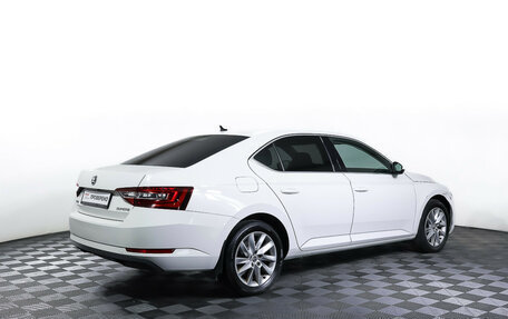 Skoda Superb III рестайлинг, 2017 год, 1 849 000 рублей, 5 фотография