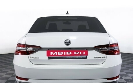 Skoda Superb III рестайлинг, 2017 год, 1 849 000 рублей, 6 фотография