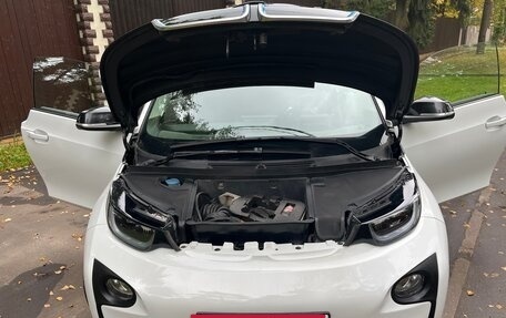 BMW i3 I01 рестайлинг, 2016 год, 1 900 000 рублей, 11 фотография