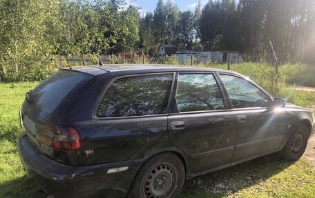 Volvo V40 I, 2001 год, 250 000 рублей, 2 фотография
