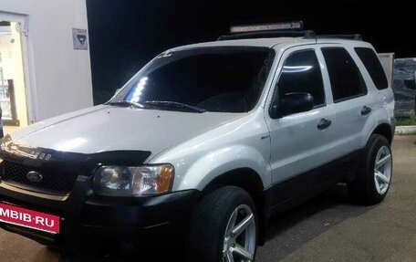 Ford Escape II, 2003 год, 550 000 рублей, 8 фотография