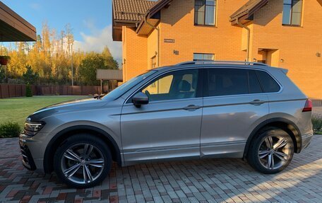Volkswagen Tiguan II, 2018 год, 2 380 000 рублей, 12 фотография