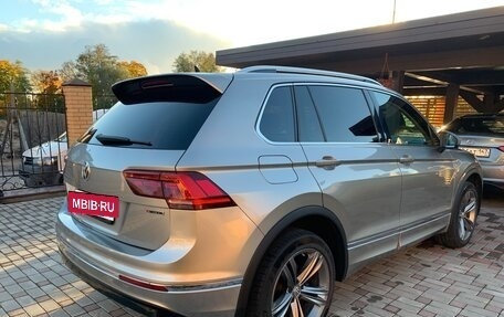 Volkswagen Tiguan II, 2018 год, 2 380 000 рублей, 14 фотография