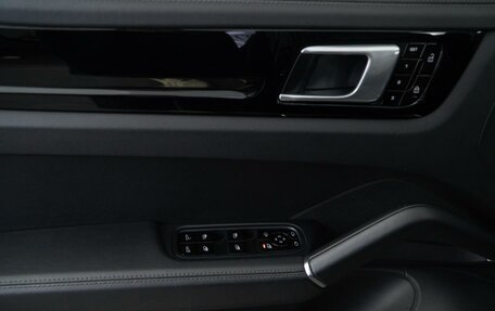 Porsche Cayenne III, 2019 год, 8 505 152 рублей, 12 фотография