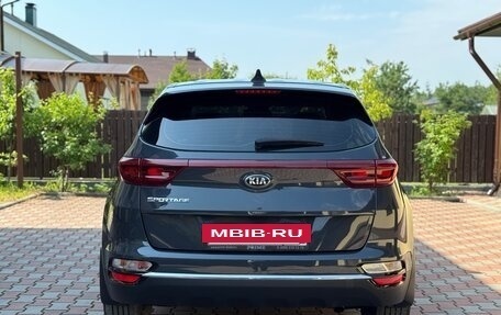 KIA Sportage IV рестайлинг, 2020 год, 2 100 000 рублей, 6 фотография