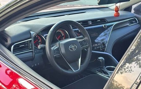Toyota Camry, 2020 год, 2 500 000 рублей, 7 фотография