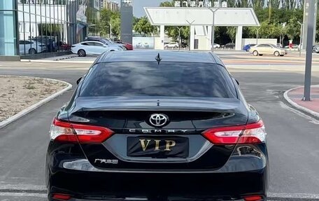 Toyota Camry, 2022 год, 2 300 000 рублей, 5 фотография